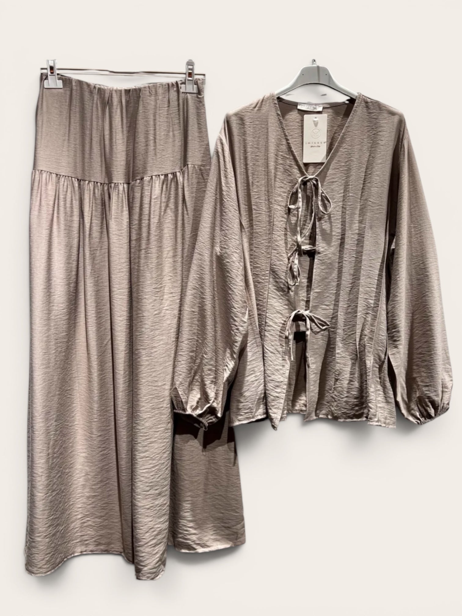 Liyana Set